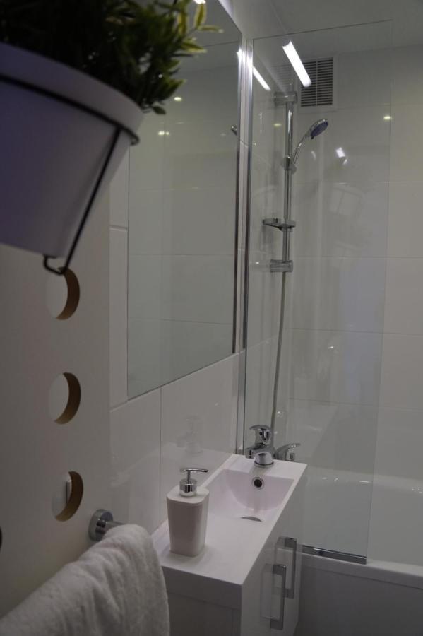 Apartament Gliwice Centrum Dunikowskiego Z Garazem Экстерьер фото